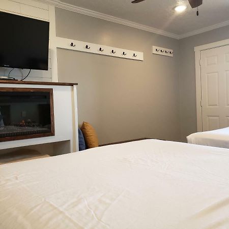 Flaming Gorge Resort Dutch John Екстер'єр фото