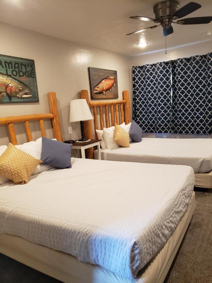Flaming Gorge Resort Dutch John Екстер'єр фото
