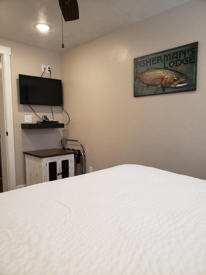 Flaming Gorge Resort Dutch John Екстер'єр фото