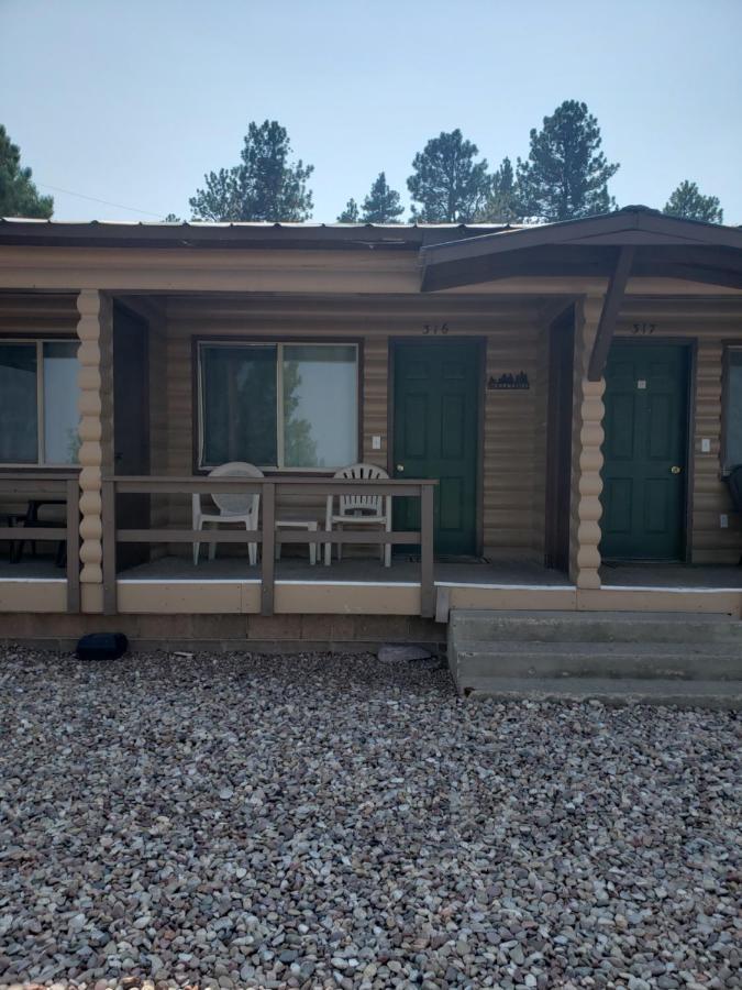 Flaming Gorge Resort Dutch John Екстер'єр фото